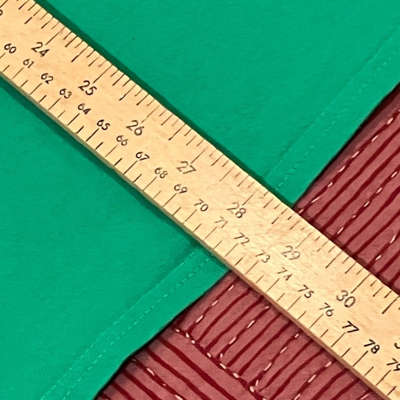 Men’s size large green trefoil onthepipe tshirt - Picture 7 of 13